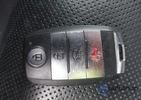 2019 Kia Sorento 3.3L Sx from USA, damaged, VIN 5XYPKDA54KG500685